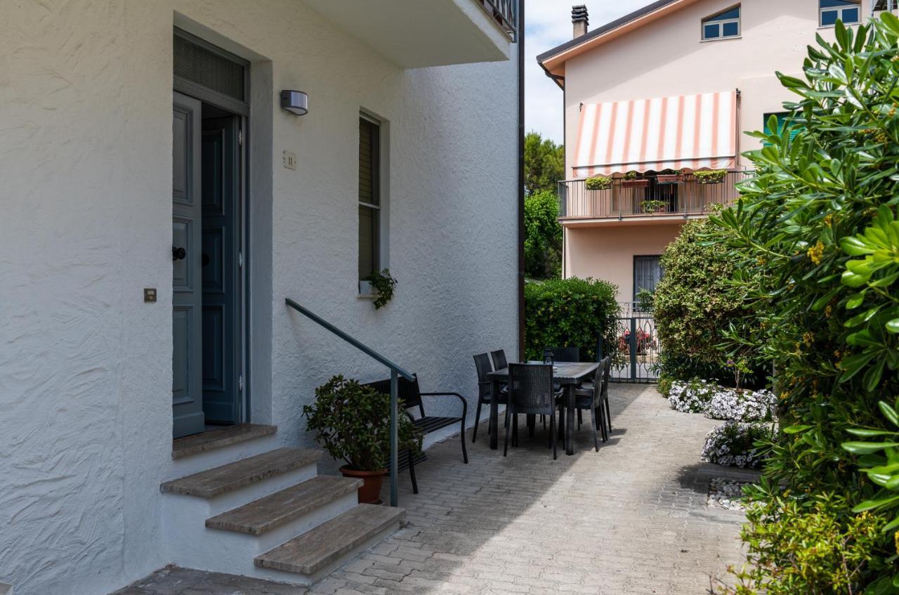 A Casa Di Maria Sirolo Villa Exterior photo